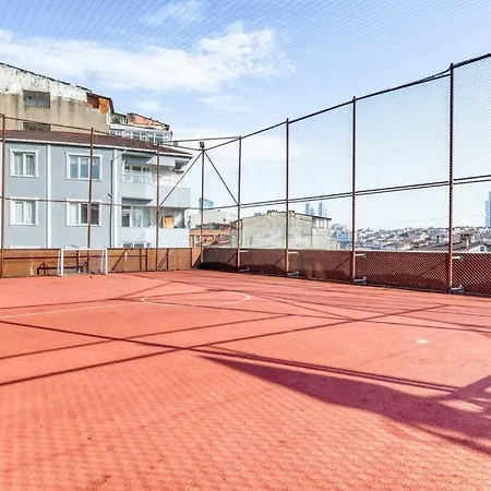 Luxury, Levent - Sisli M2 Metro * Istanbul